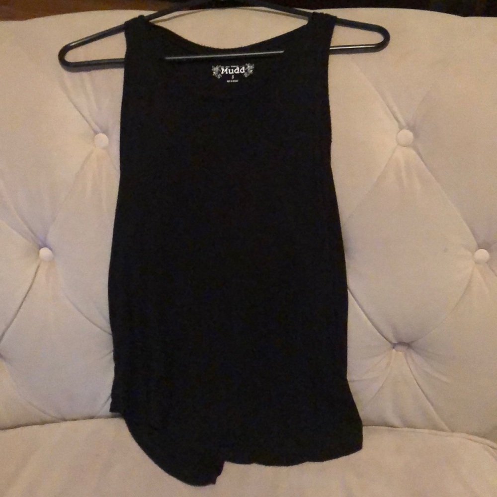 Black wavy top